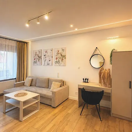Helenka Modern